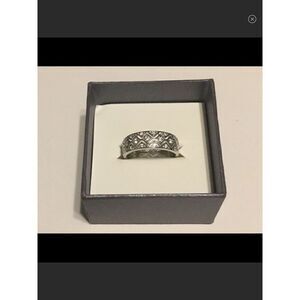 New Chevron Design Sim Diamond Wedding/Anniversary Band Ring Sz 8